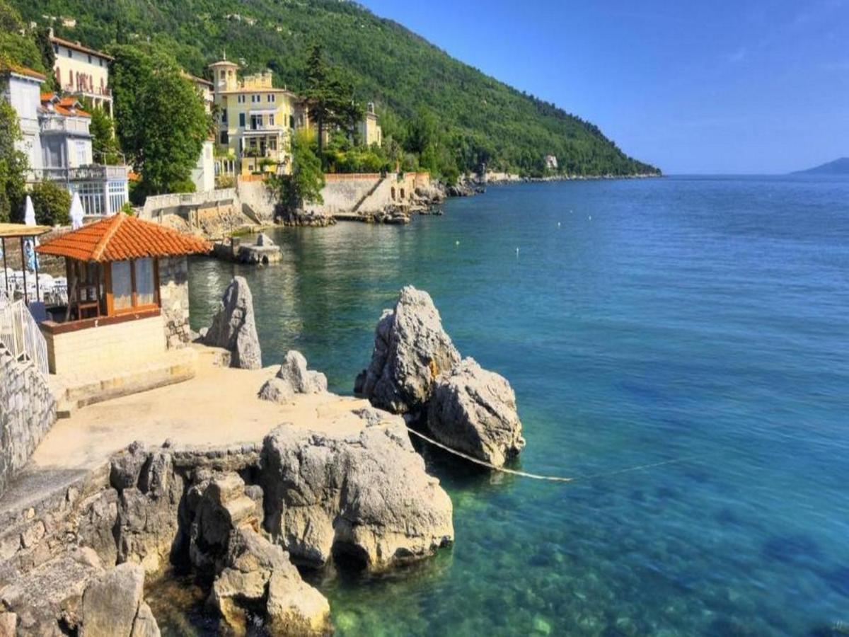 Apartment Marina With Sea View Lovran Exterior foto